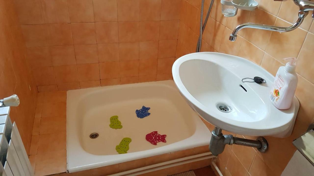 Apartamani Katarina Vl.Ilija Jusup Apartment Starigrad Paklenica Exterior photo